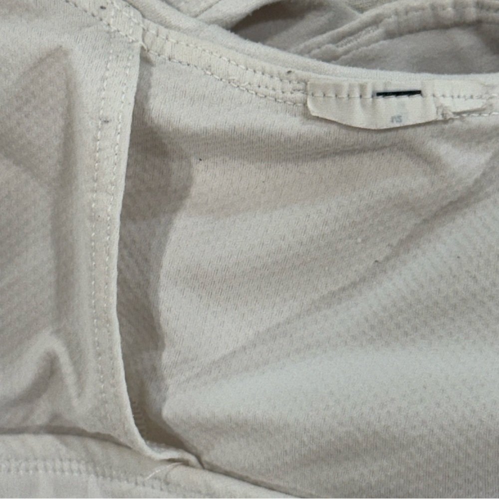 ✨ Athleta Sports Bra White Workout Top Size M ✨ - Picture 6 of 8